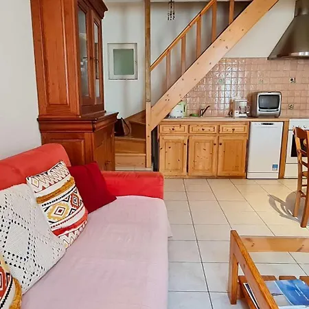 Petite Maison De Village Au Coeur Du Village *